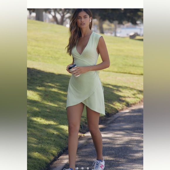 NWT w Flaw Anthropologie daily practice Montauk v-neck dress XS lime green - Picture 12 of 13